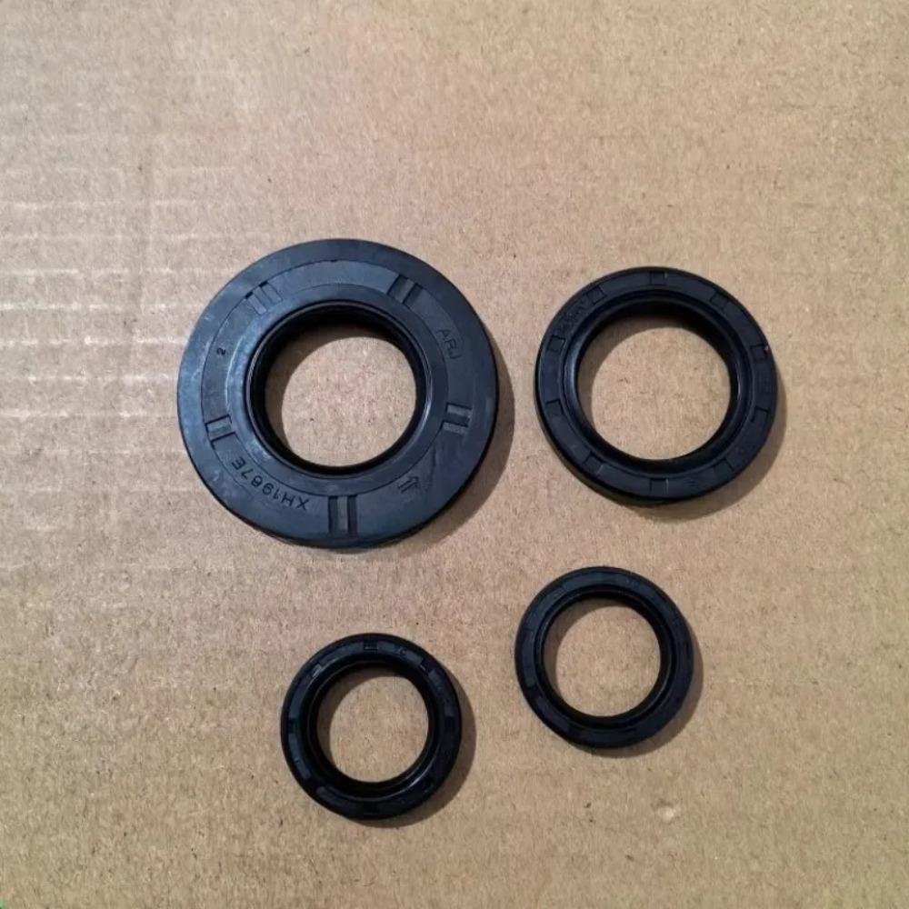 For Suzuki UU125T-2 UY125 0258 - Motorcycle Oil Filter recension och pris