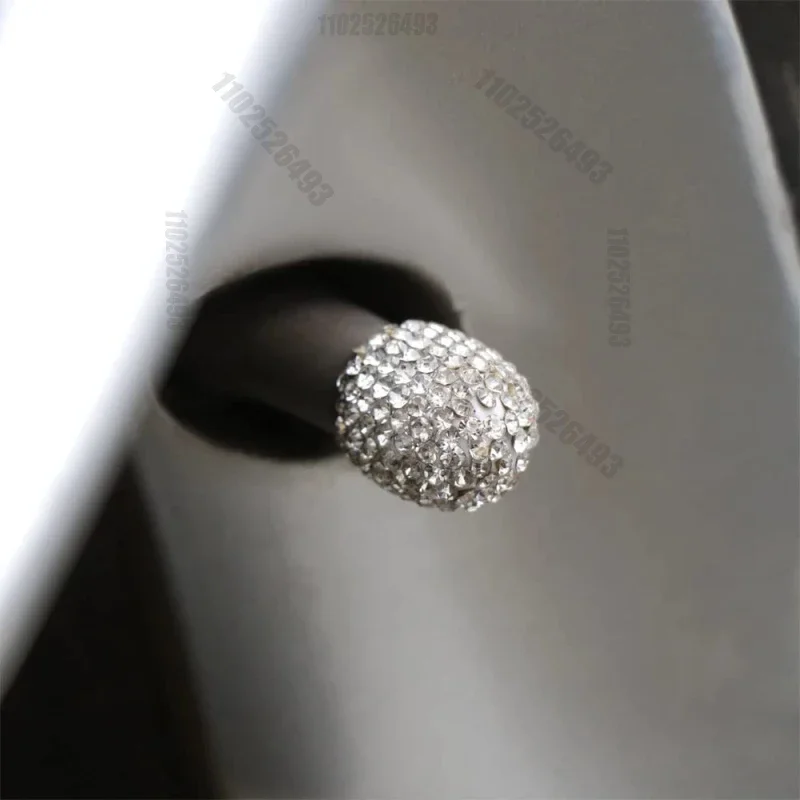 2/4PCS Diamond Car Tire Valve  - Motorcycle Valve Cover recension och pris